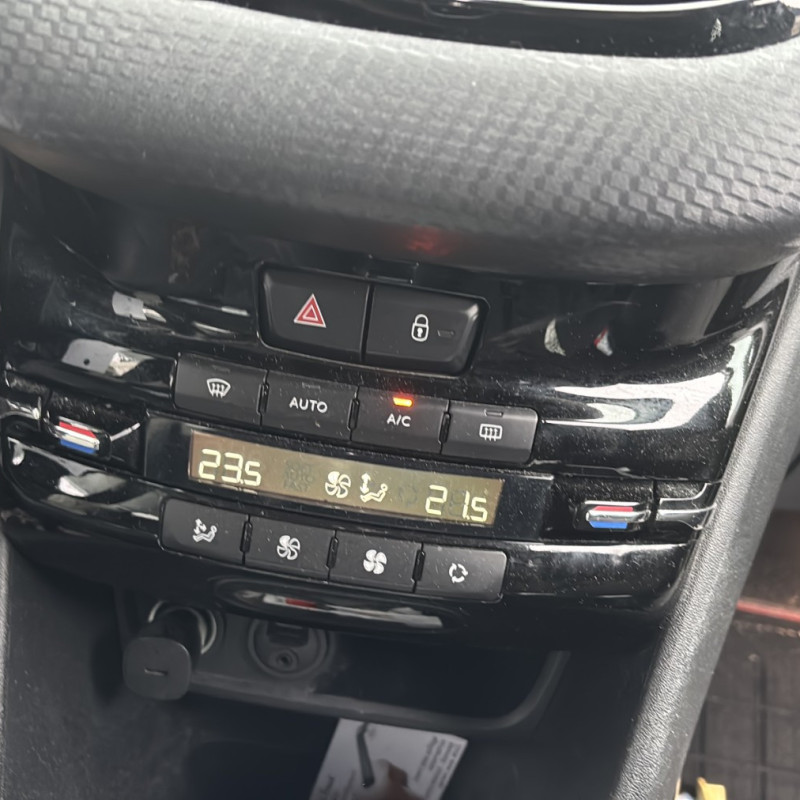 PEUGEOT 2008 1 PHASE 1 1.2 PURETECH - 12V TURBO Photo n°16