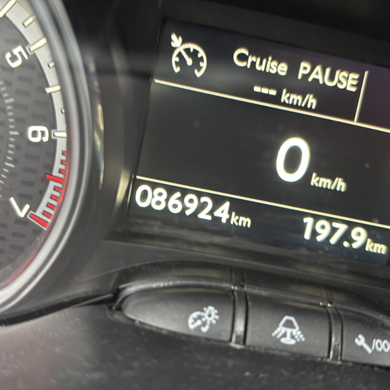 PEUGEOT 2008 1 PHASE 1 1.2 PURETECH - 12V TURBO Photo n°18