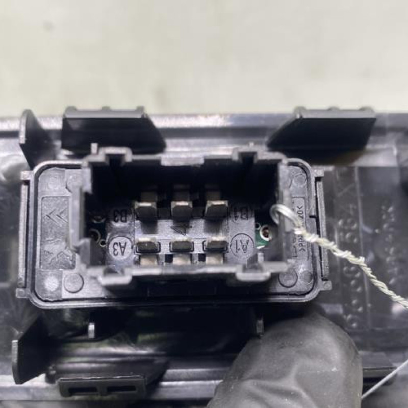 Interrupteur de leve vitre avant droit CITROEN C3 2 Photo n°3