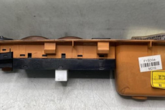 Interrupteur de leve vitre avant gauche KIA SORENTO 1