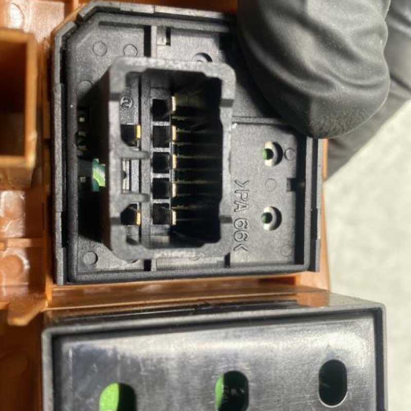 Interrupteur de leve vitre avant gauche KIA SORENTO 1 Photo n°5