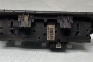 Bouton de warning NISSAN PRIMASTAR 2