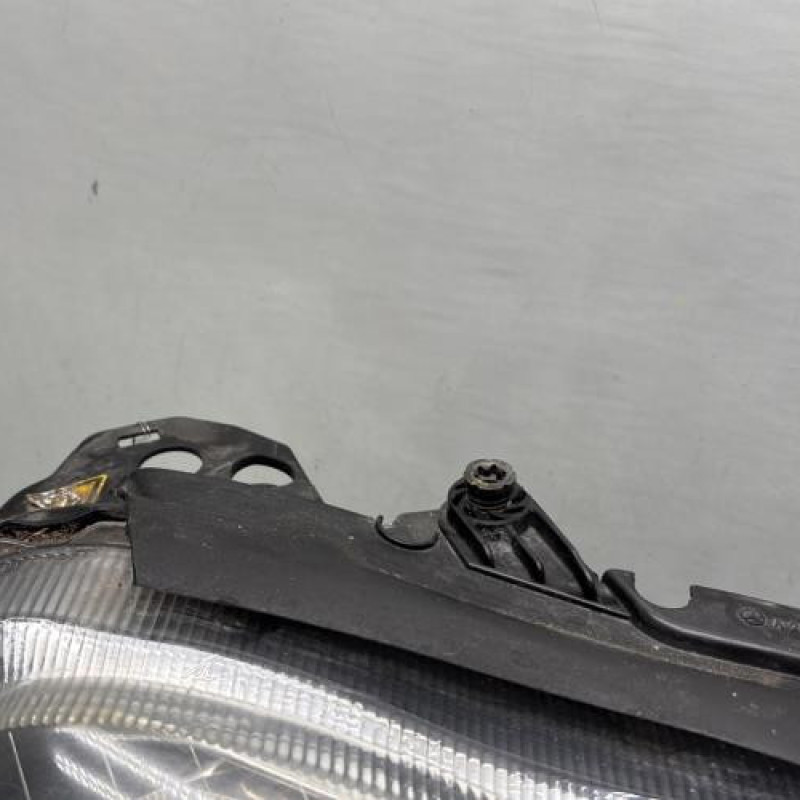 Optique avant principal droit (feux)(phare) MERCEDES CLASSE S 220 Photo n°2