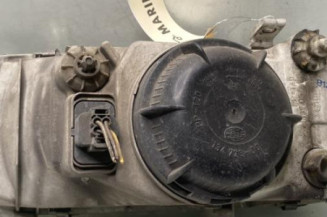 Optique avant principal droit (feux)(phare) VOLKSWAGEN VENTO