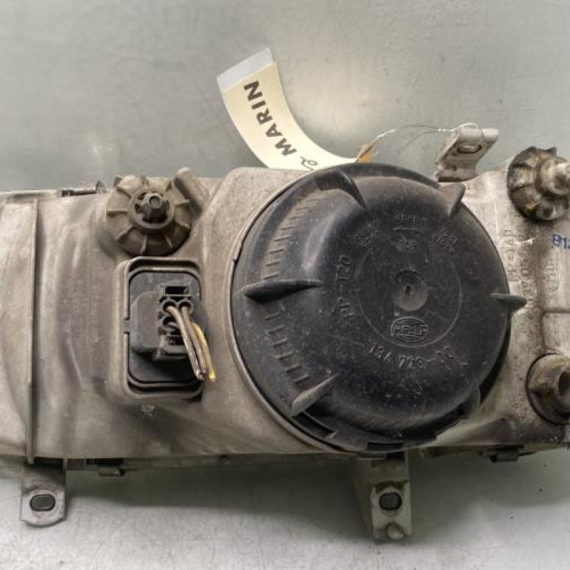 Optique avant principal droit (feux)(phare) VOLKSWAGEN VENTO Photo n°6