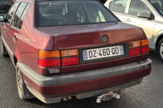 Optique avant principal gauche (feux)(phare) VOLKSWAGEN VENTO