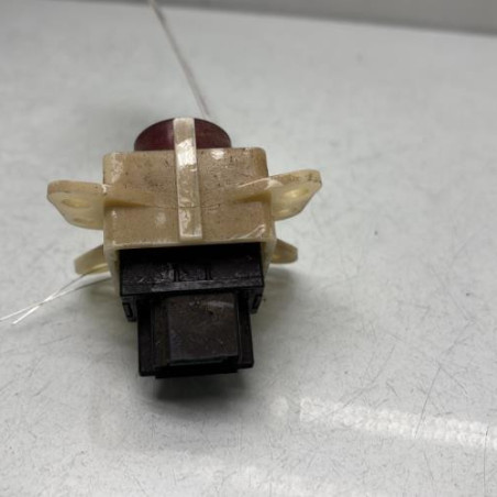 Bouton de warning MITSUBISHI L 200 3