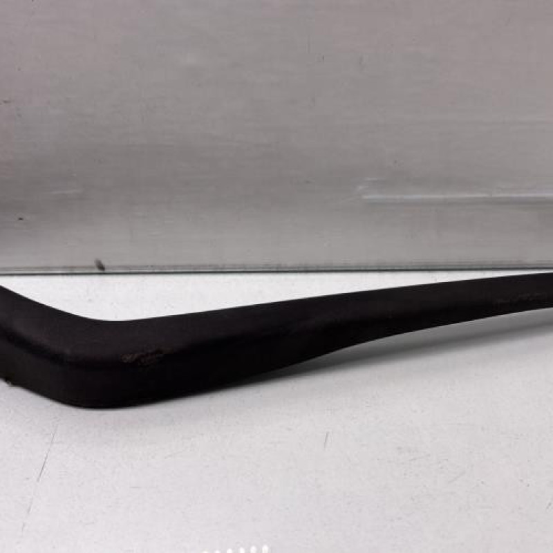 Bras essuie glace arriere TOYOTA YARIS 2 Photo n°1