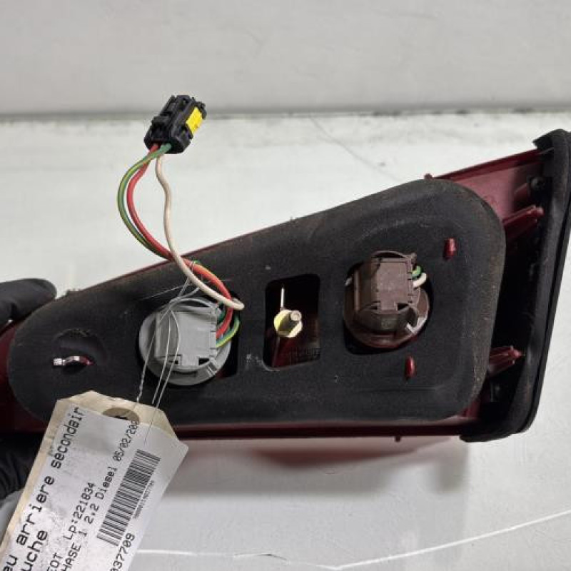 Feu arriere secondaire gauche (feux) PEUGEOT 607 Photo n°3