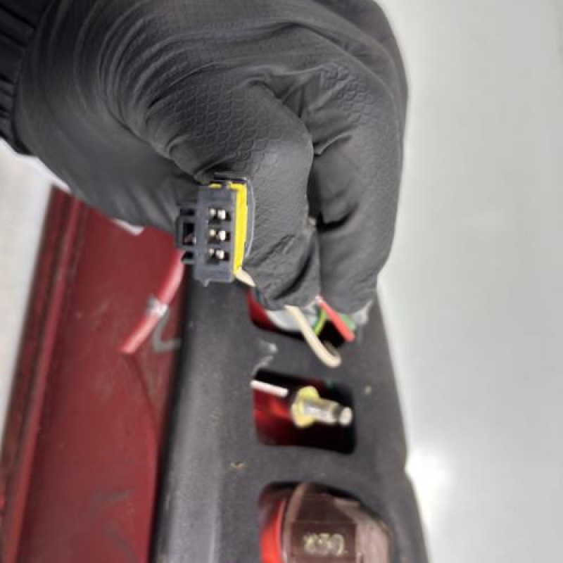 Feu arriere secondaire gauche (feux) PEUGEOT 607 Photo n°4