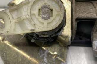 Poignee porte avant gauche PEUGEOT 607