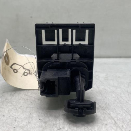 Bouton de coffre PEUGEOT 607