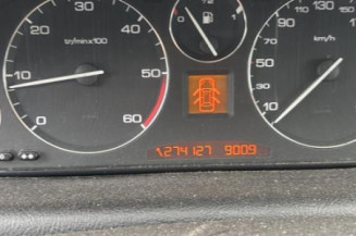 Bouton de coffre PEUGEOT 607