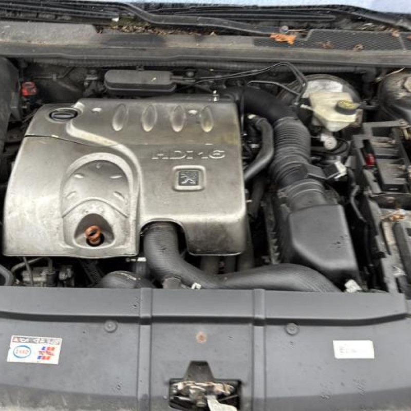 Bouton de coffre PEUGEOT 607 Photo n°20