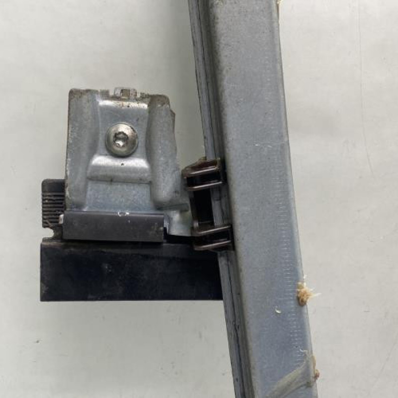 Leve vitre electrique avant gauche PEUGEOT 607 Photo n°3