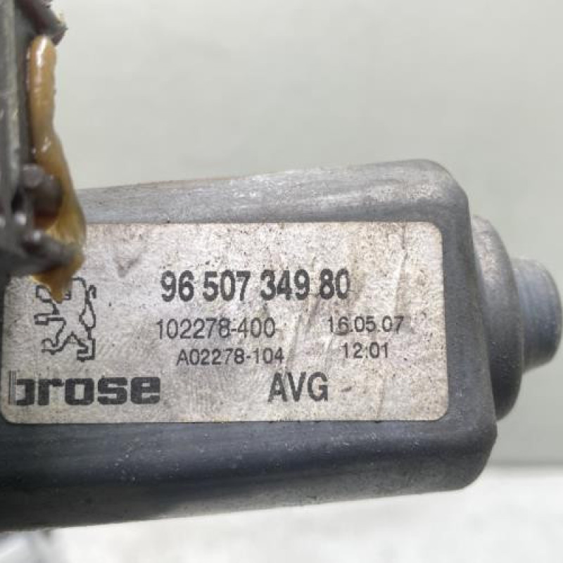 Leve vitre electrique avant gauche PEUGEOT 607 Photo n°11