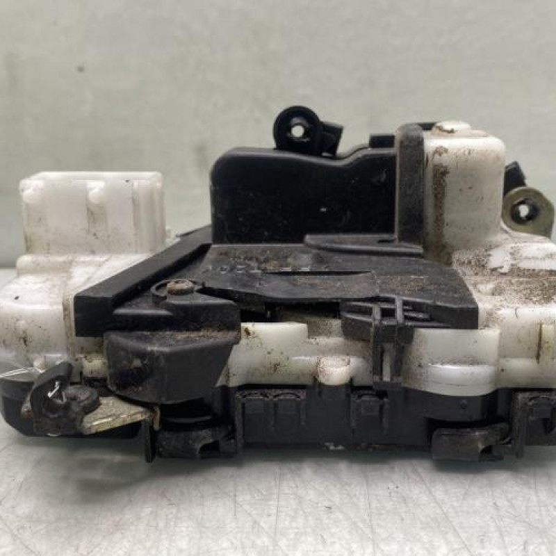 Serrure avant droit PEUGEOT 607 Photo n°1