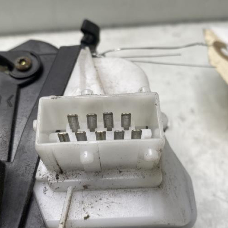 Serrure avant droit PEUGEOT 607 Photo n°4