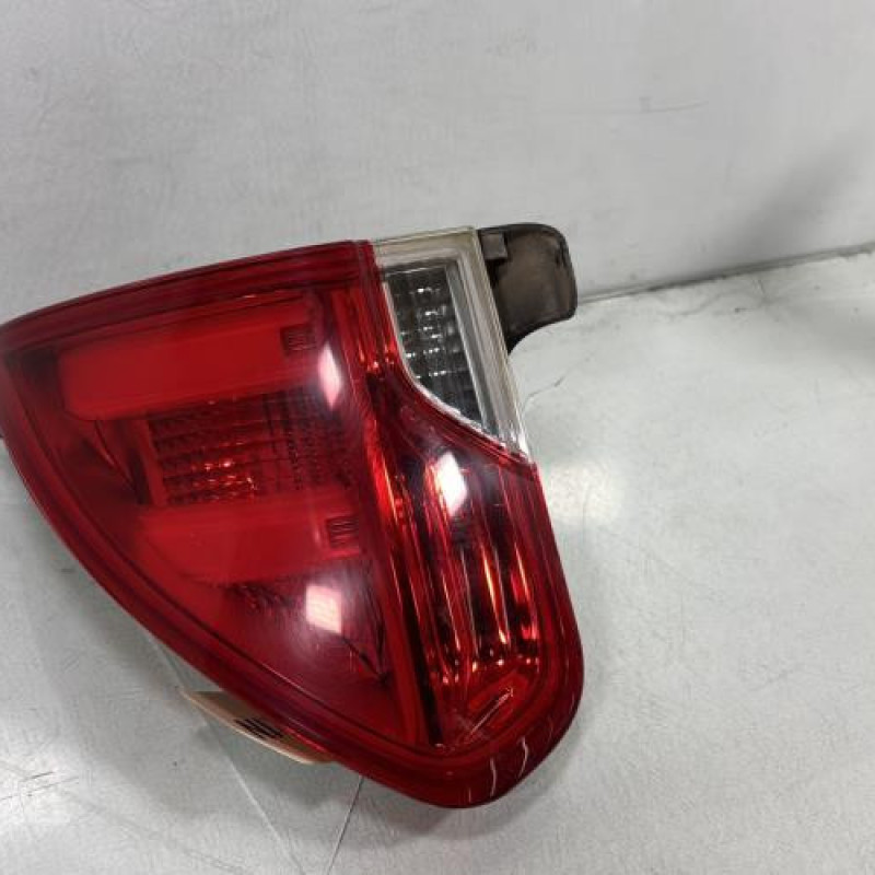 Feu arriere secondaire droit (feux) PEUGEOT 2008 1 Photo n°5