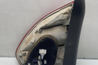 Feu arriere secondaire gauche (feux) PEUGEOT 2008 1