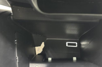 Boite a gants PEUGEOT 2008 1