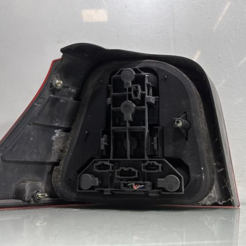 Feu arriere principal droit (feux) VOLKSWAGEN GOLF 4 Photo n°2