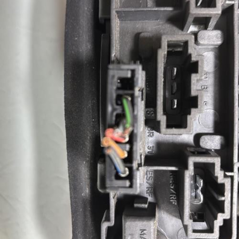 Feu arriere principal droit (feux) VOLKSWAGEN GOLF 4 Photo n°4