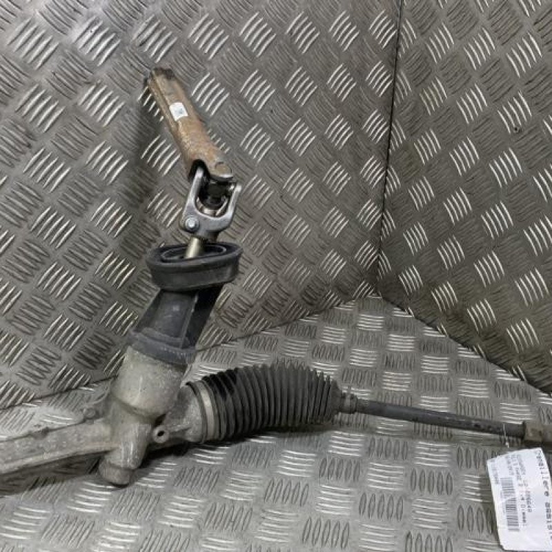 Cremaillere assistee VOLKSWAGEN POLO 5 Photo n°3