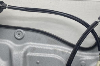 Leve vitre electrique avant droit VOLKSWAGEN TOURAN 2