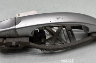 Poignee porte arriere gauche VOLKSWAGEN TOURAN 1