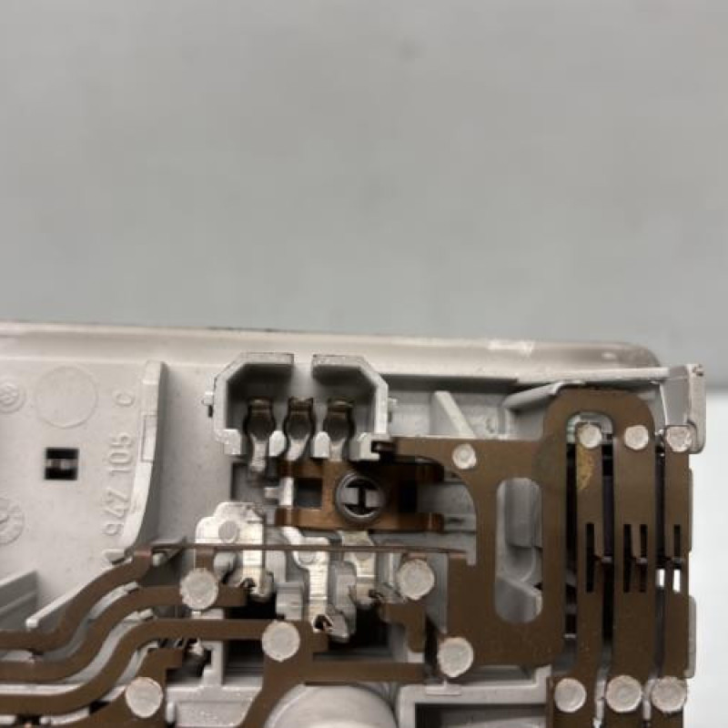 Eclairage de plafonnier VOLKSWAGEN TOURAN 1 Photo n°3