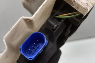 Serrure arriere gauche VOLKSWAGEN TOURAN 1