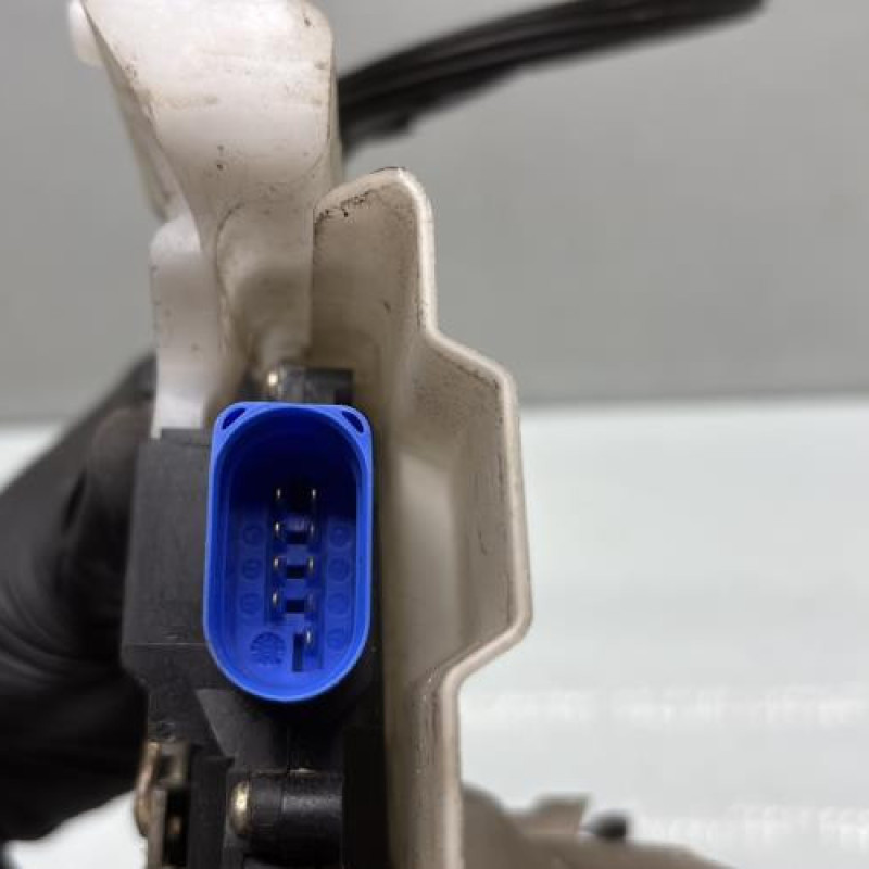 Serrure avant gauche VOLKSWAGEN TOURAN 1 Photo n°4