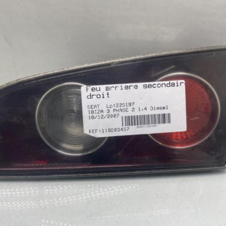 Feu arriere secondaire droit (feux) SEAT IBIZA 3 Photo n°1