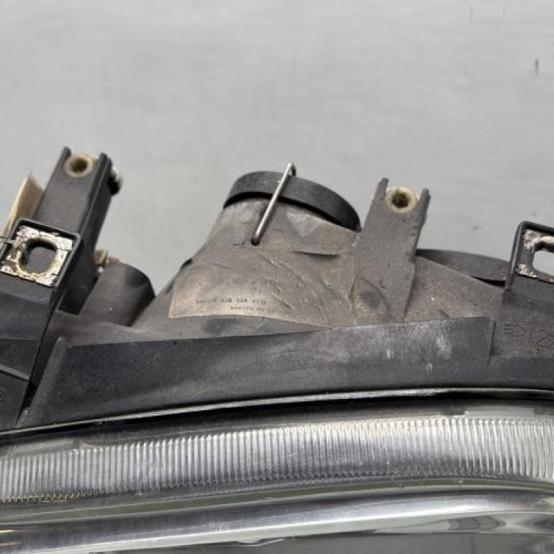 Optique avant principal gauche (feux)(phare) VOLKSWAGEN GOLF 4 Photo n°2