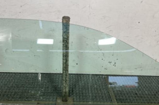 Vitre avant droit VOLKSWAGEN POLO 4 Photo n°1