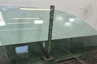 Vitre avant droit VOLKSWAGEN POLO 4