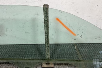 Vitre avant gauche VOLKSWAGEN POLO 4