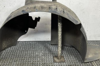 Pare boue avant droit PEUGEOT 307