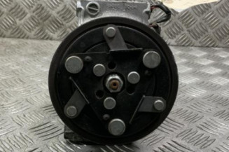 Compresseur clim RENAULT MEGANE 4 Photo n°1