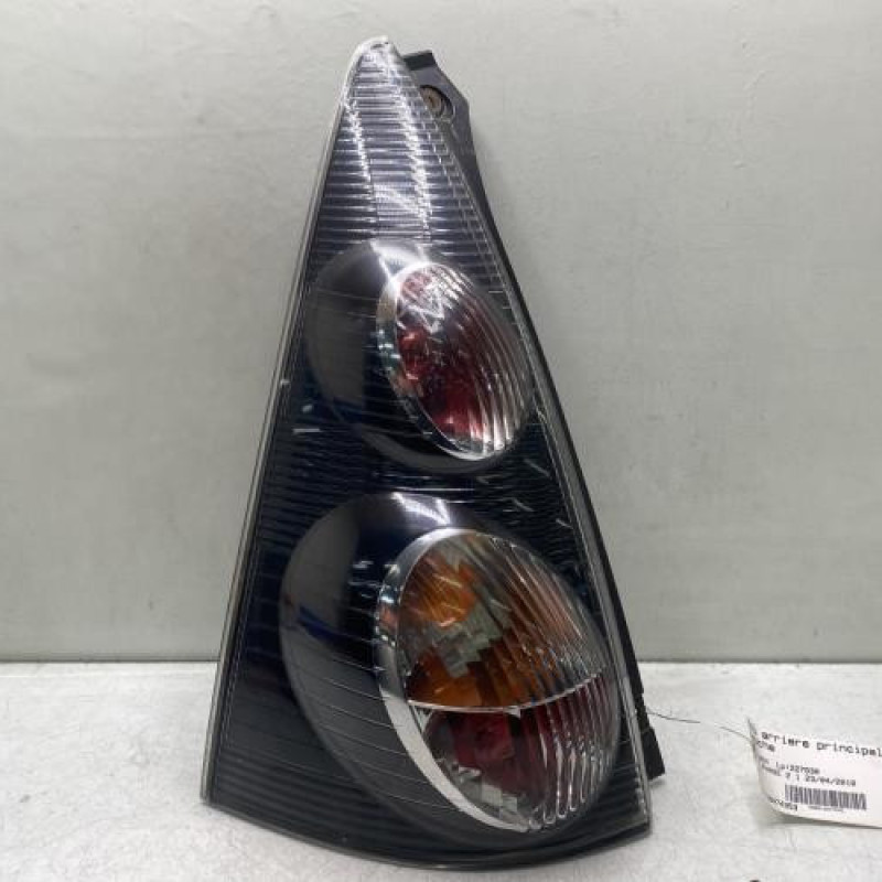 Feu arriere principal gauche (feux) CITROEN C1 1 Photo n°1