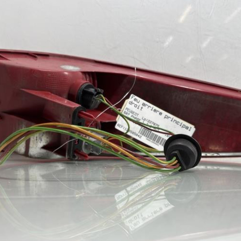 Feu arriere principal droit (feux) PEUGEOT 607 Photo n°3