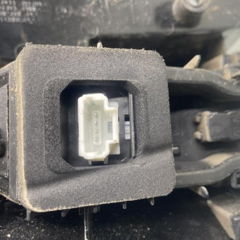 Feu arriere principal droit (feux) RENAULT SCENIC 3 Photo n°3