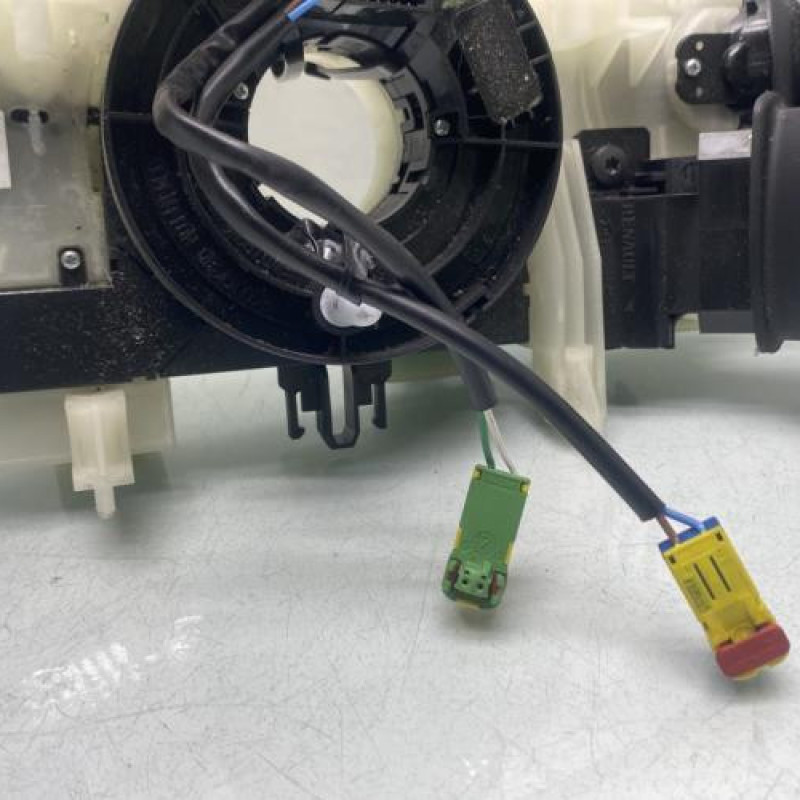 Com (Bloc Contacteur Tournant+Commodo Essuie Glace+Commodo Phare) RENAULT SCENIC 3 Photo n°3