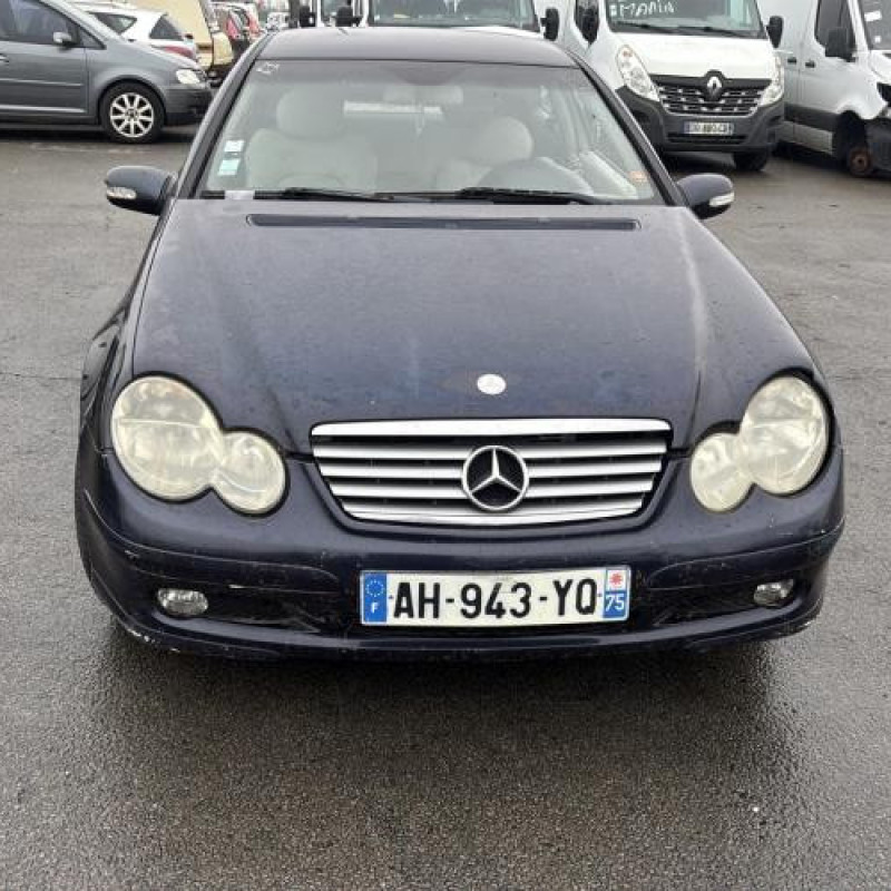 Feu arriere principal droit (feux) MERCEDES CLASSE C 203 COUPE SPORT Photo n°14