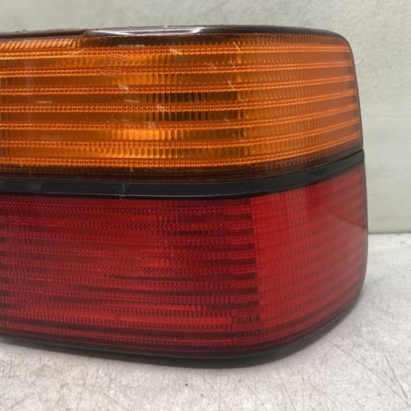 Feu arriere principal droit (feux) VOLKSWAGEN VENTO Photo n°1