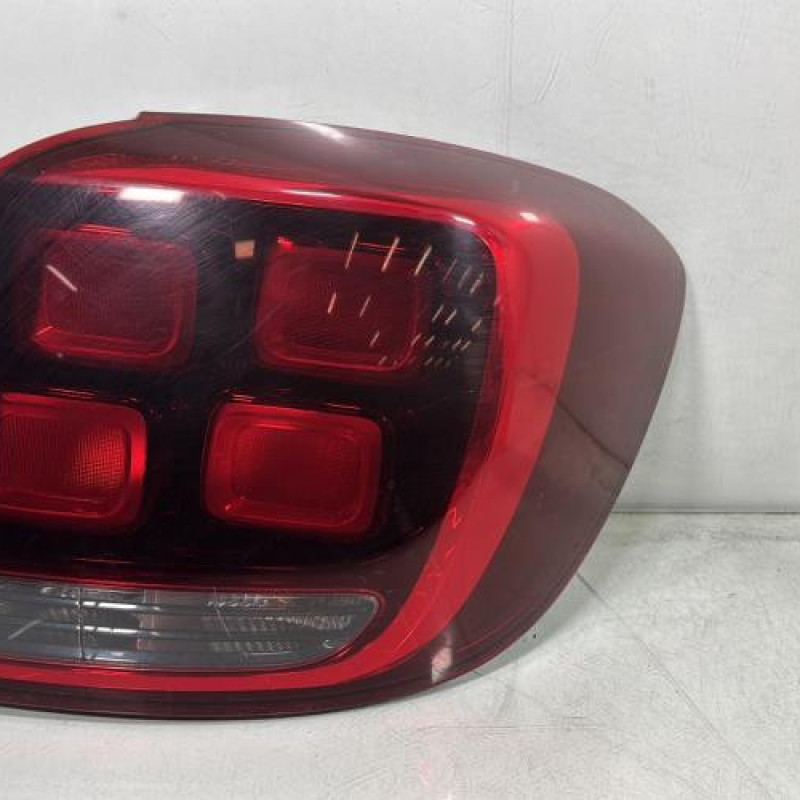 Feu arriere principal droit (feux) DACIA SANDERO 2 Photo n°1