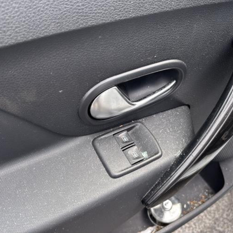 Feu arriere principal droit (feux) DACIA SANDERO 2 Photo n°14