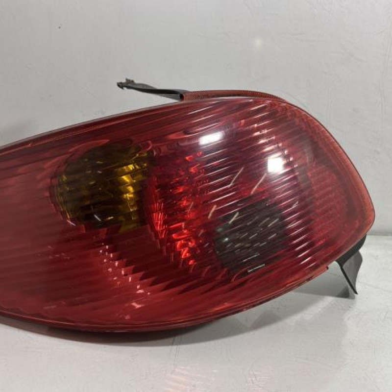 Feu arriere principal gauche (feux) PEUGEOT 206 Photo n°1