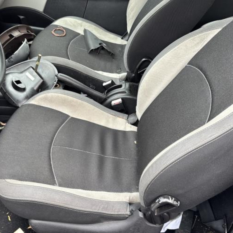 Feu arriere principal gauche (feux) PEUGEOT 206 Photo n°15